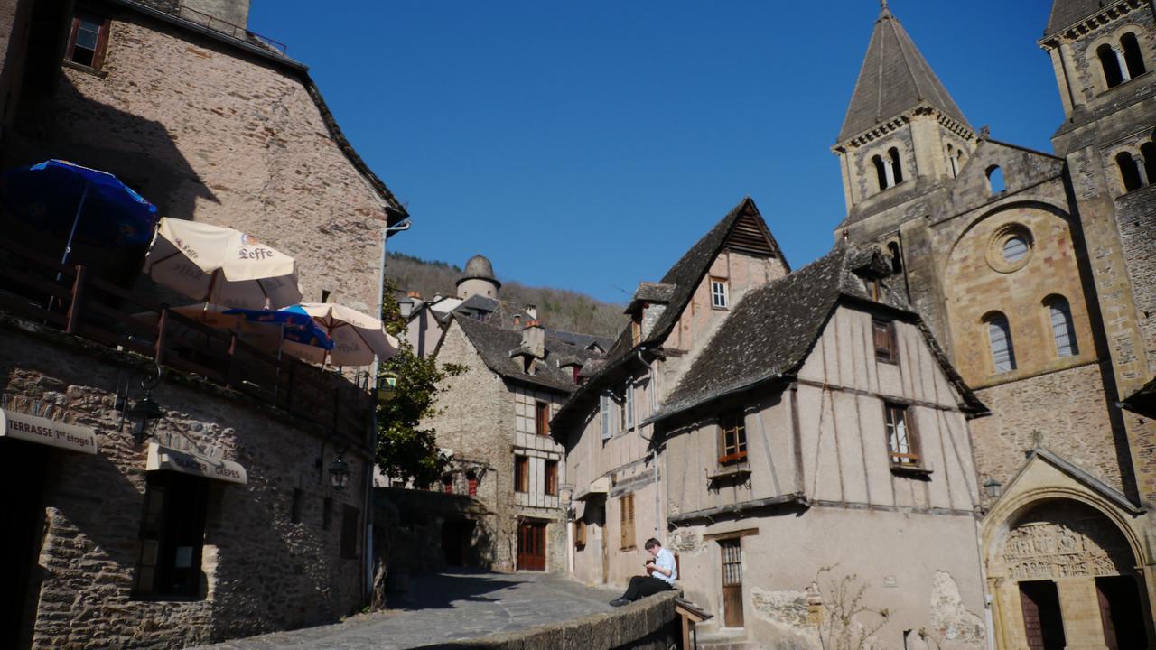 Auberge Saint Jacques Conques Buitenkant foto